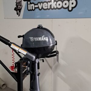 Yamaha F2.5 Kortstaart