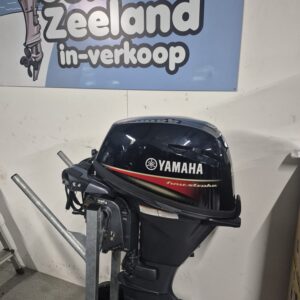 Yamaha F15 Kortstaart