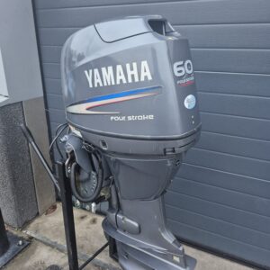 Yamaha F60 Langstaart